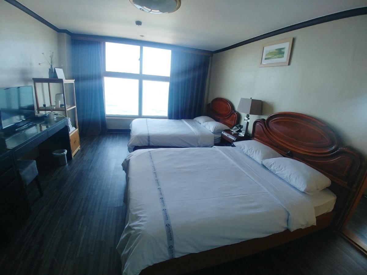 Benikea Hotel Mountain&Ocean Daepohang Sokcho Exterior foto
