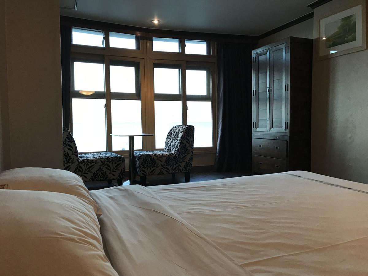 Benikea Hotel Mountain&Ocean Daepohang Sokcho Exterior foto