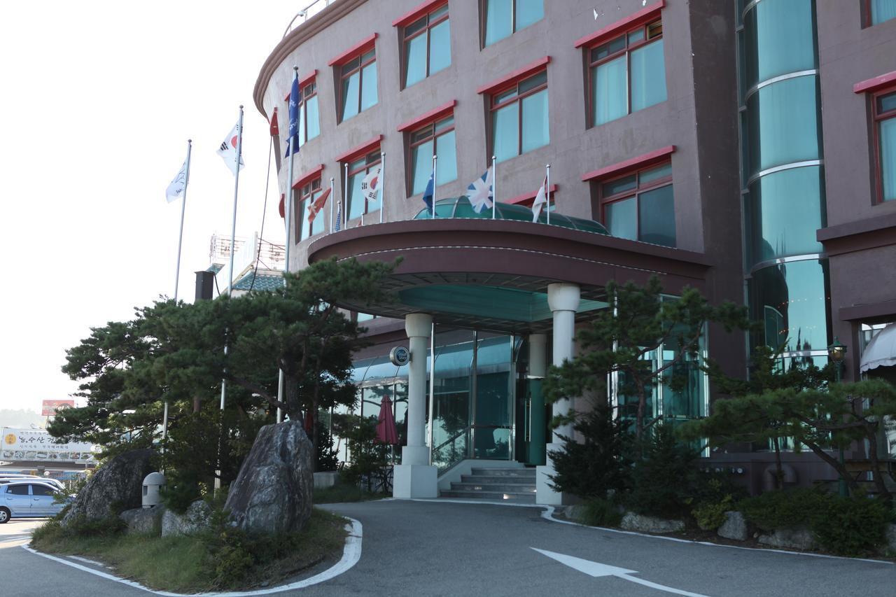 Benikea Hotel Mountain&Ocean Daepohang Sokcho Exterior foto