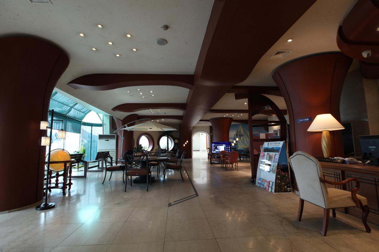 Benikea Hotel Mountain&Ocean Daepohang Sokcho Exterior foto